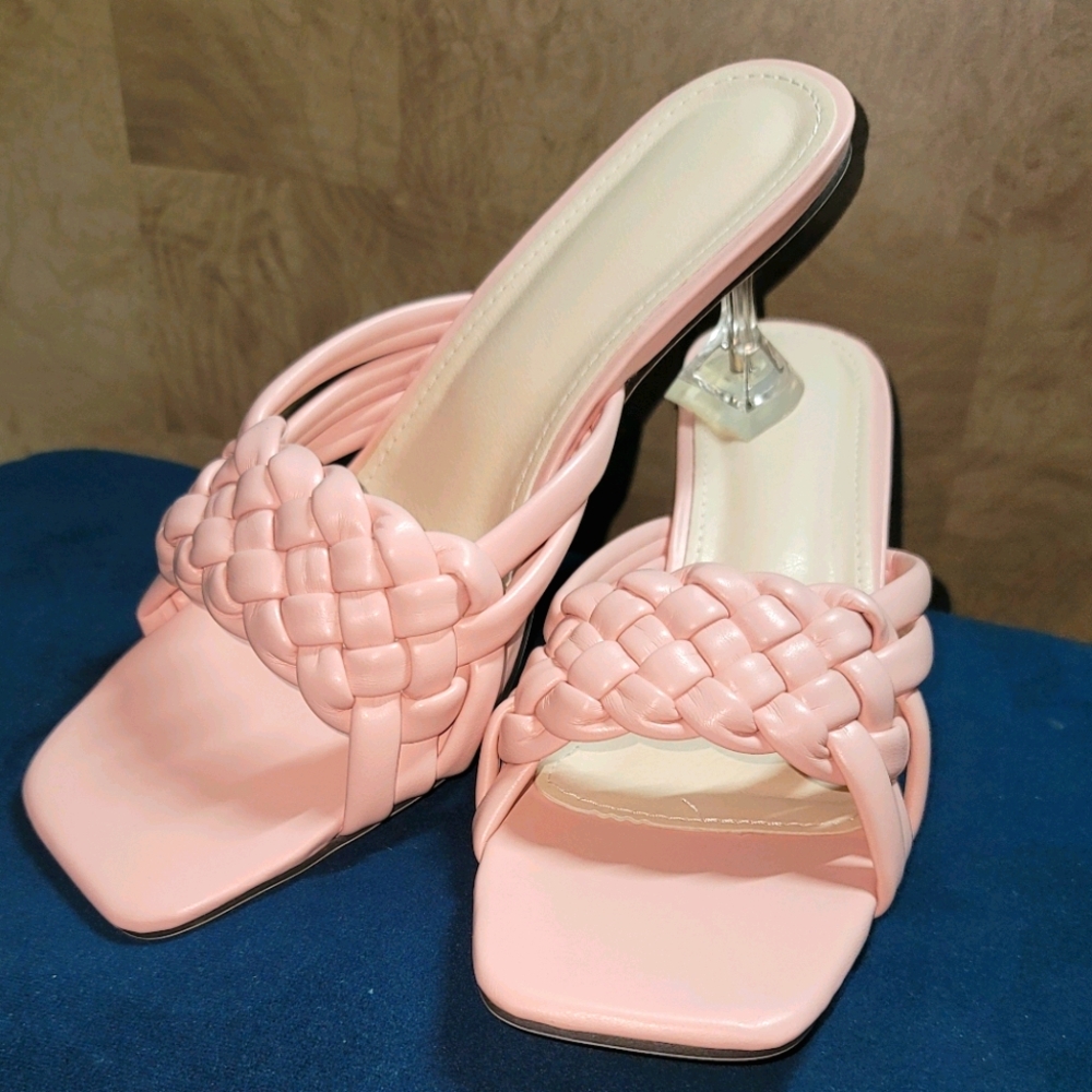 Dress Pink sandals with stylish heels 👠 👡😍